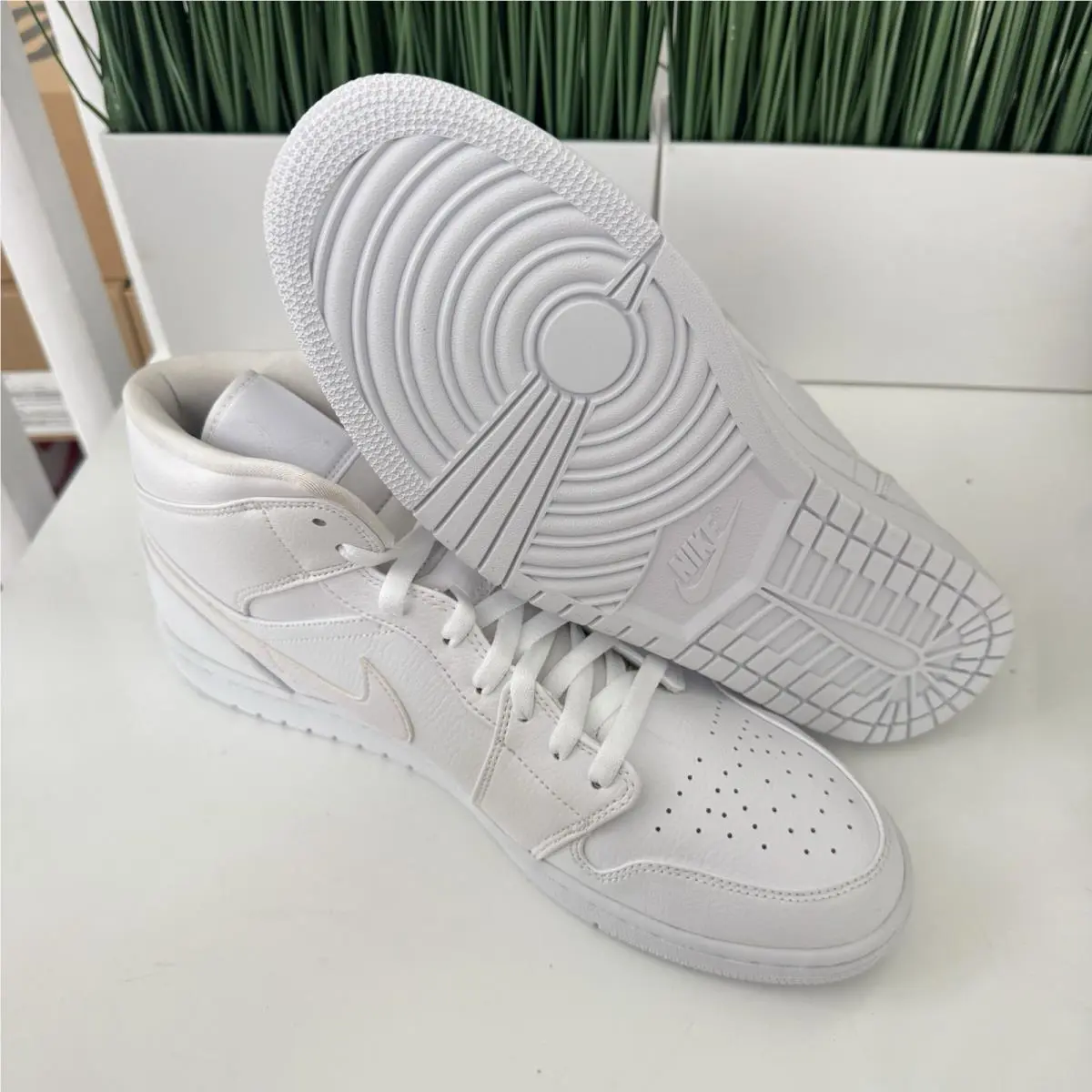 Nike shoes - Nike Air Jordan 1 - Air - 554724 129 - White 5