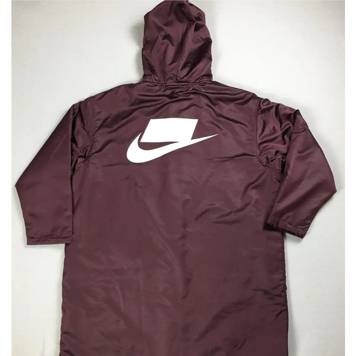 Nike clothing - Maroon 0