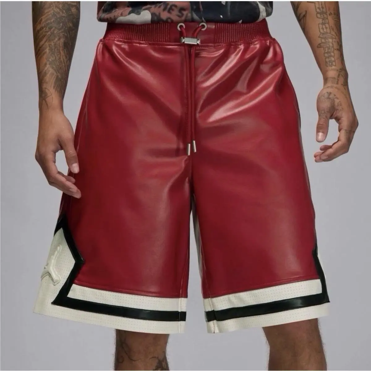 Air Jordan Leather Diamond Shorts Red Mens Large HV0077 659  Rare by Nike