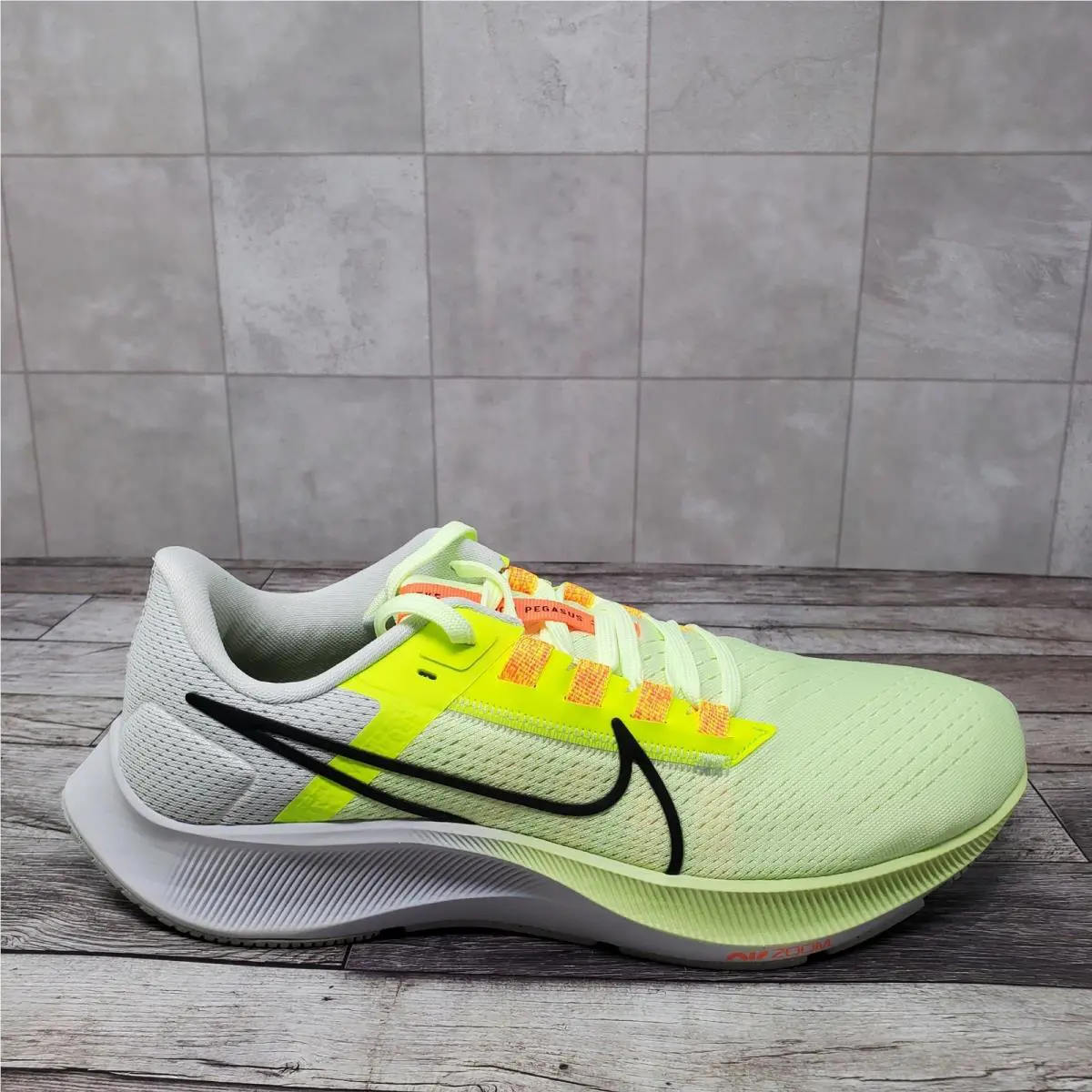 Nike shoes - Nike Air Zoom Pegasus 38 - CW7356-700 - Green 2