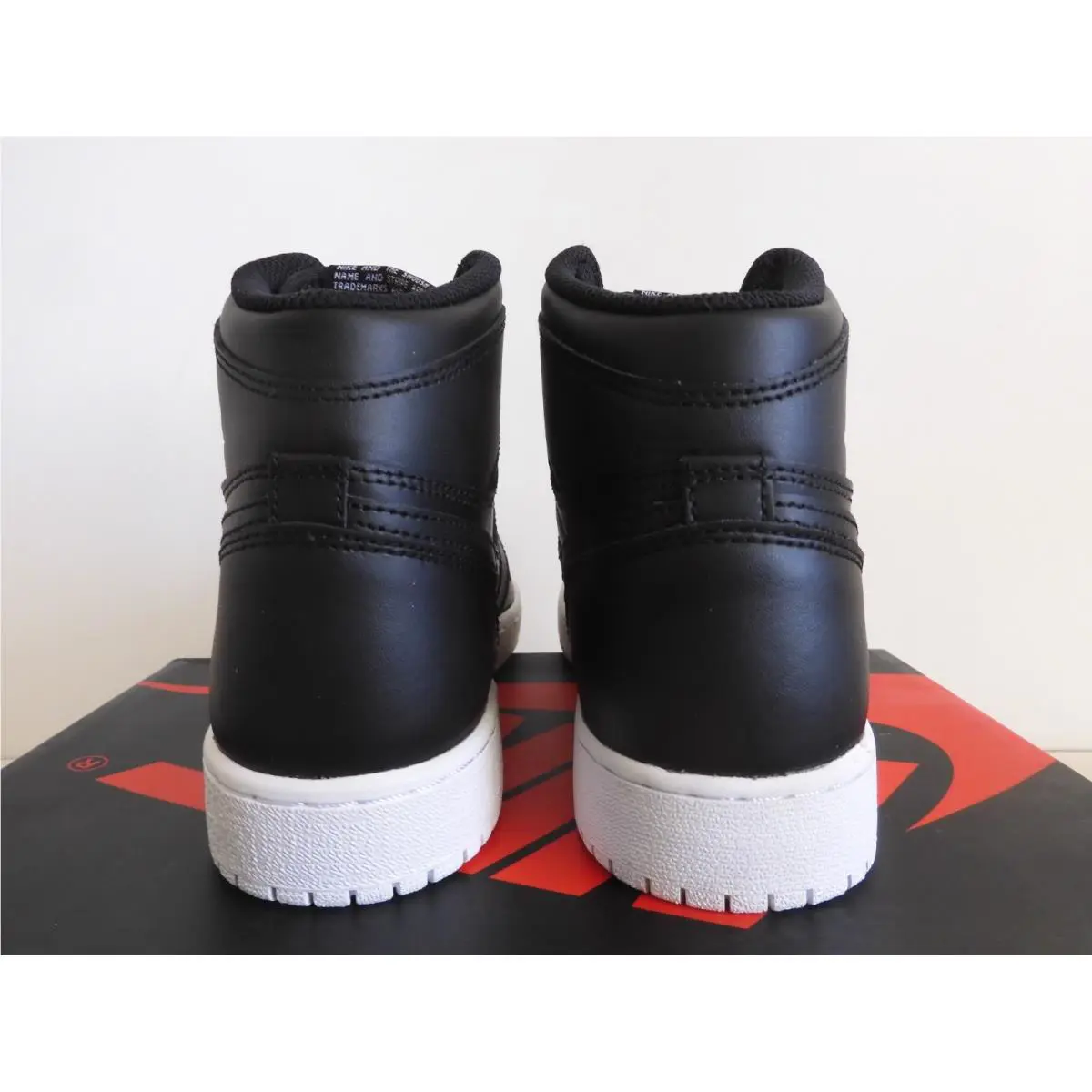 Nike shoes - Air Jordan 1 - Air - Black (UPC: 888410245934) 3