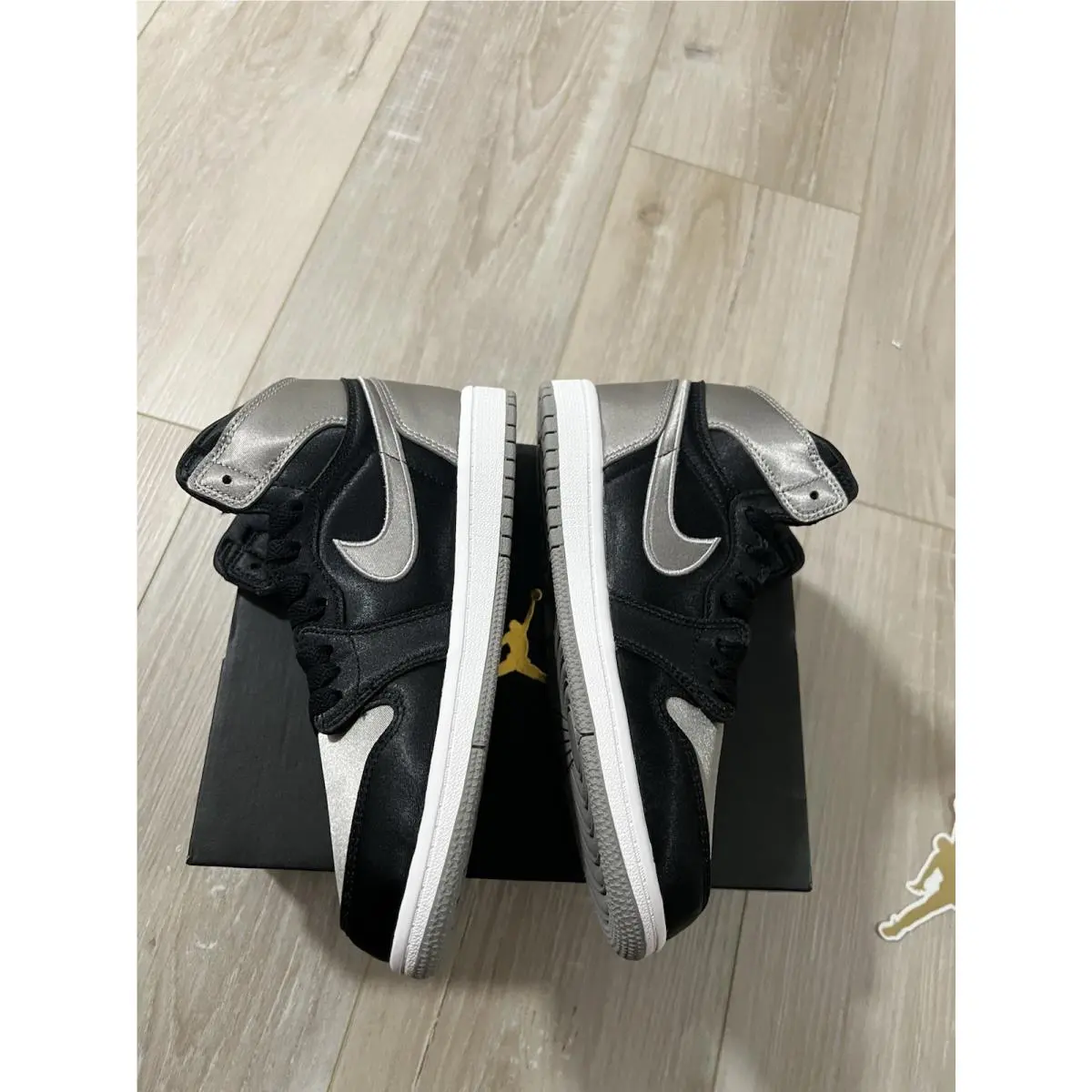 Nike shoes - Air Jordan 1 - Air - Black 1