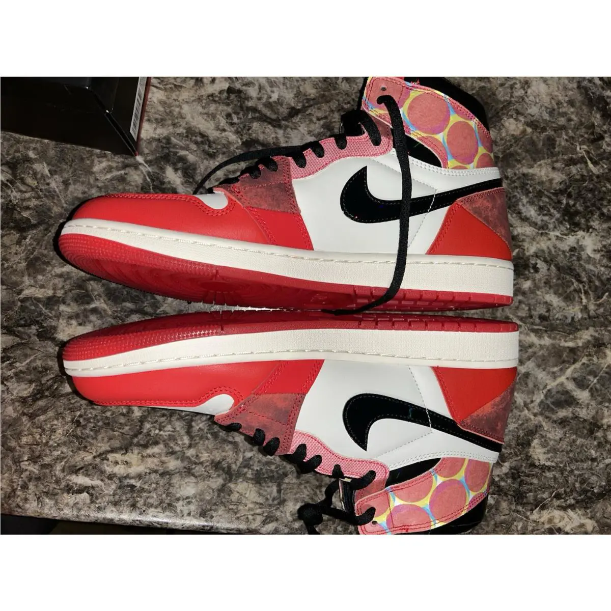 Nike shoes - Jordan OG - Multicolor 1
