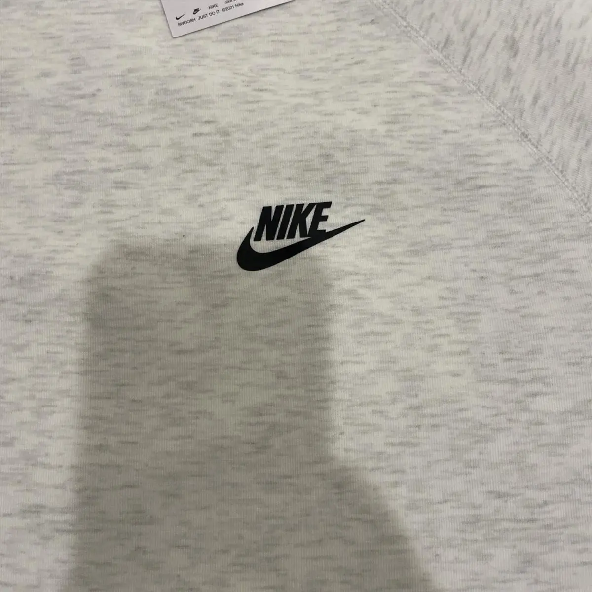Nike clothing - White (UPC: 0196974928454) 2