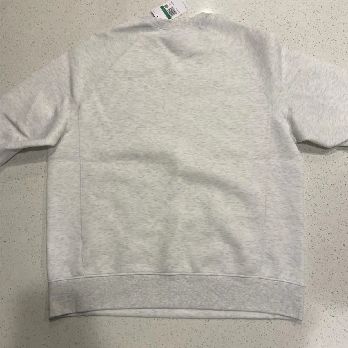 Nike clothing - White (UPC: 0196974928454) 3
