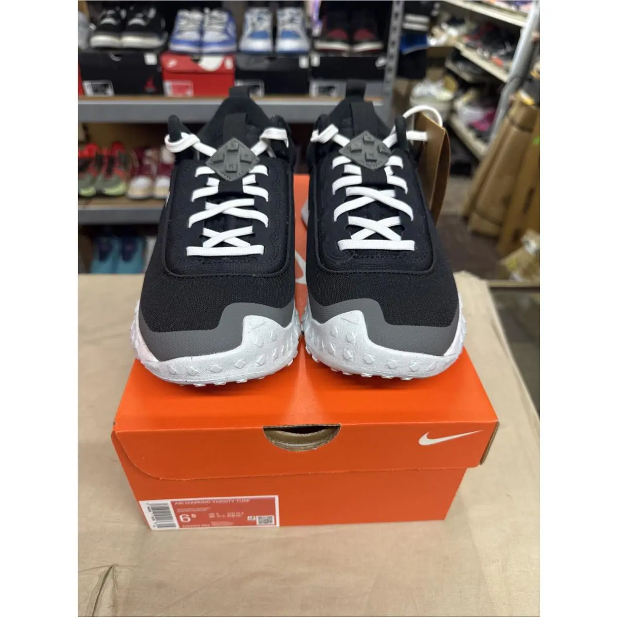 Size 6.5 Nike Air Diamond Varsity Turf Black/white-iron Grey DZ0502-002 Men`s