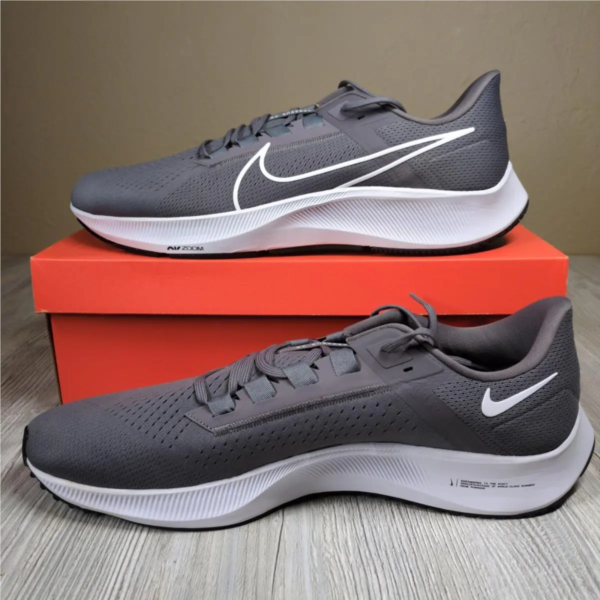 Nike shoes - Gray 0