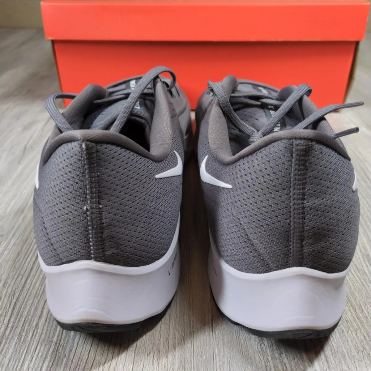 Nike shoes - Gray 2