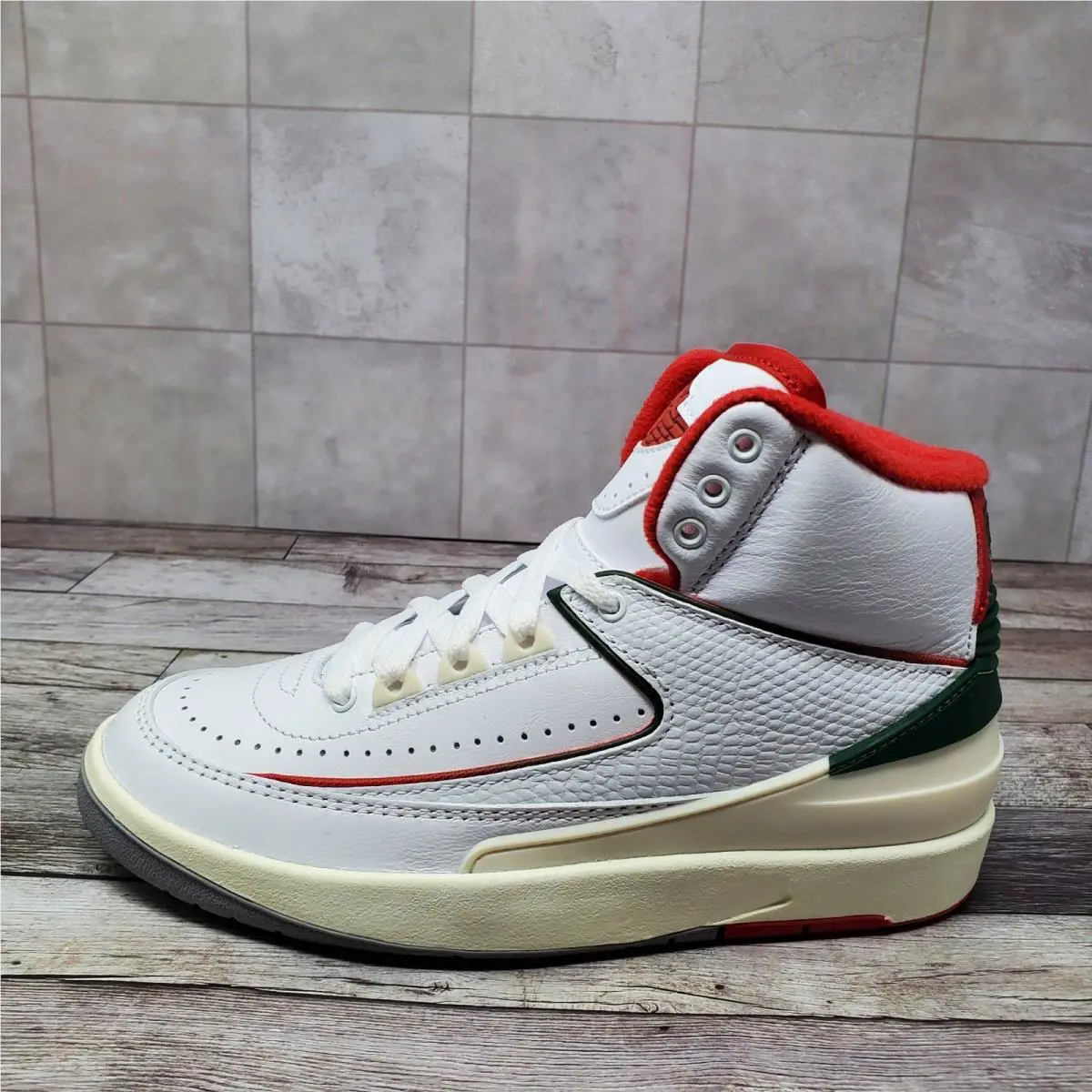 Nike shoes - Air Jordan 2 Retro GS - White 3