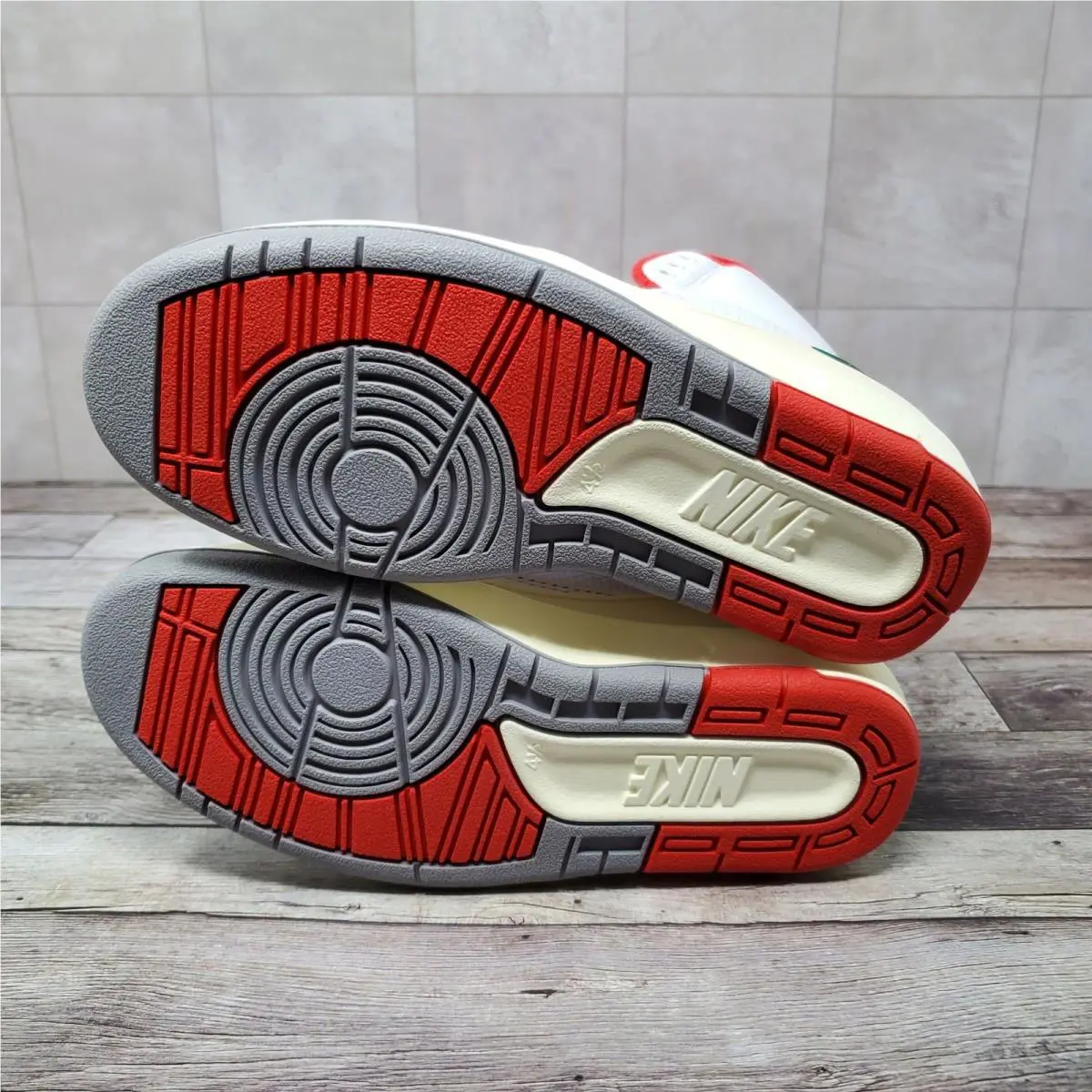 Nike shoes - Air Jordan 2 Retro GS - White 6