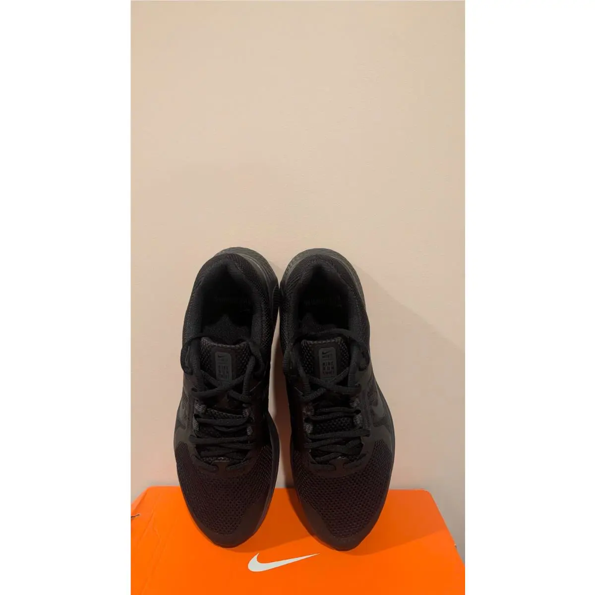 Nike shoes - Black 0