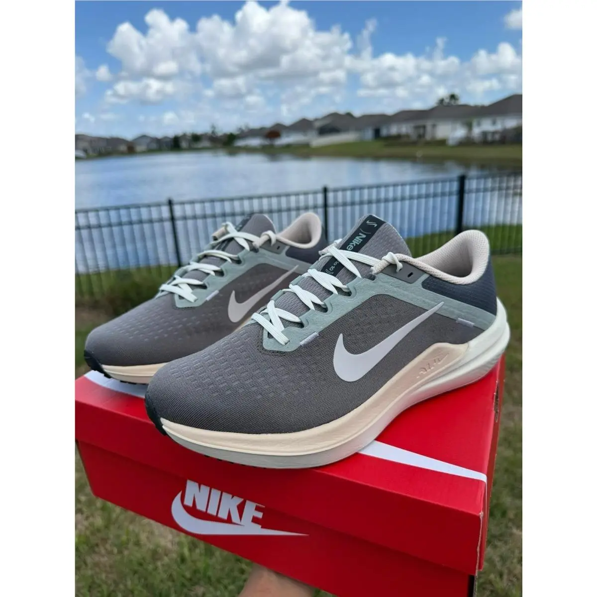 8 Men`s Nike Air Winflo 10 FN7499-029 Running Shoes Gray / Sail / Reflective