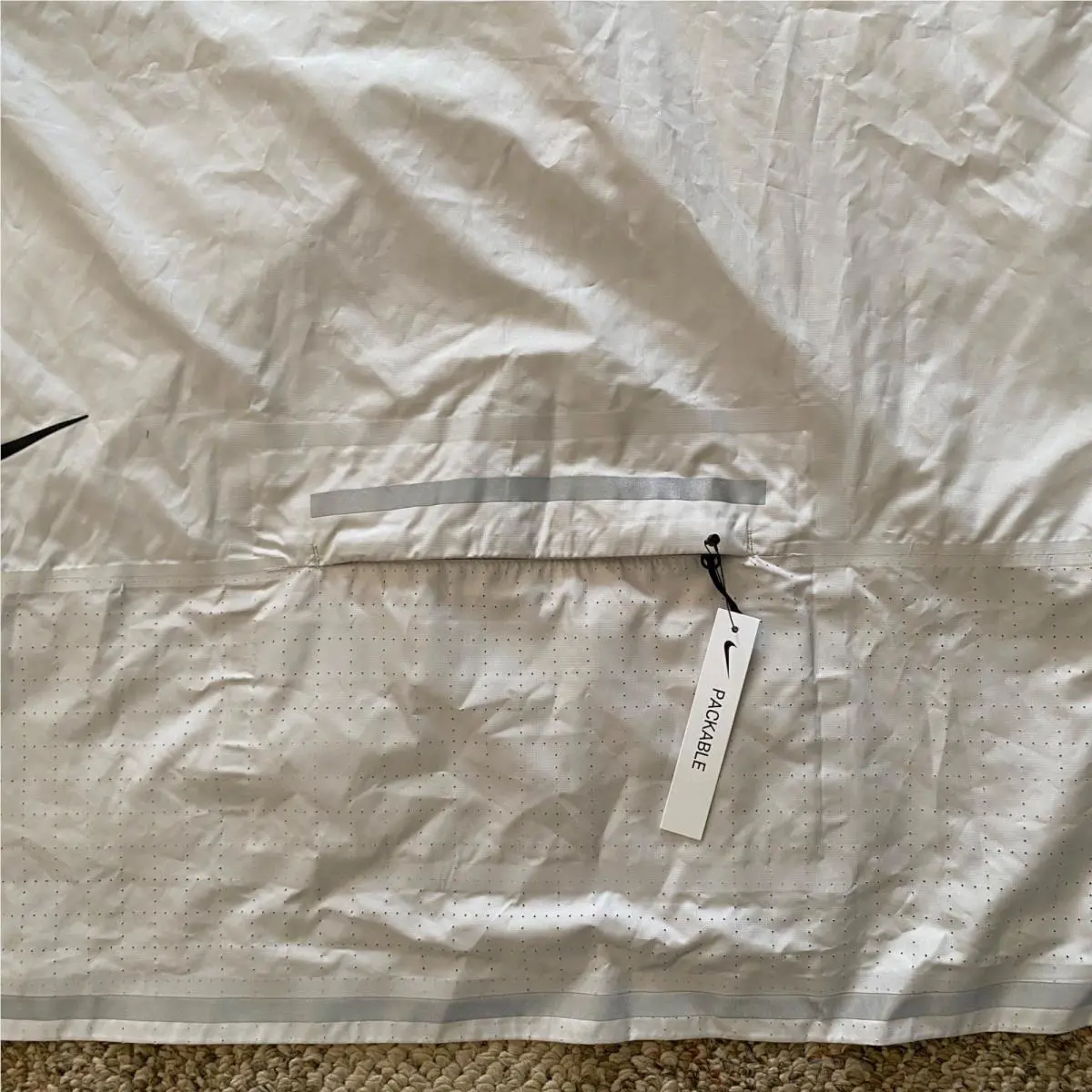 Nike clothing - AR9827 - AR9827 - White (UPC: 091206439534) 4