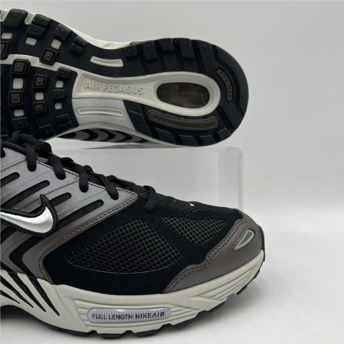 Nike shoes - Nike Air Pegasus - Air Pegasus - HQ5403-200 - Brown 1