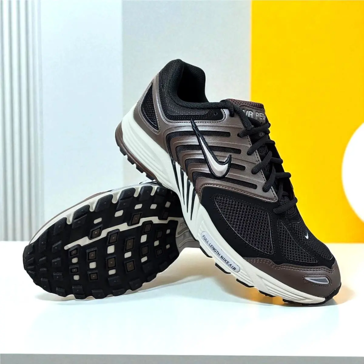 Nike shoes - Nike Air Pegasus - Air Pegasus - HQ5403-200 - Brown 0