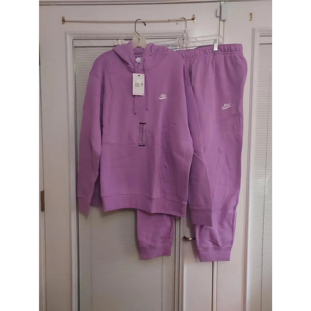 Nike clothing - Lavender 2