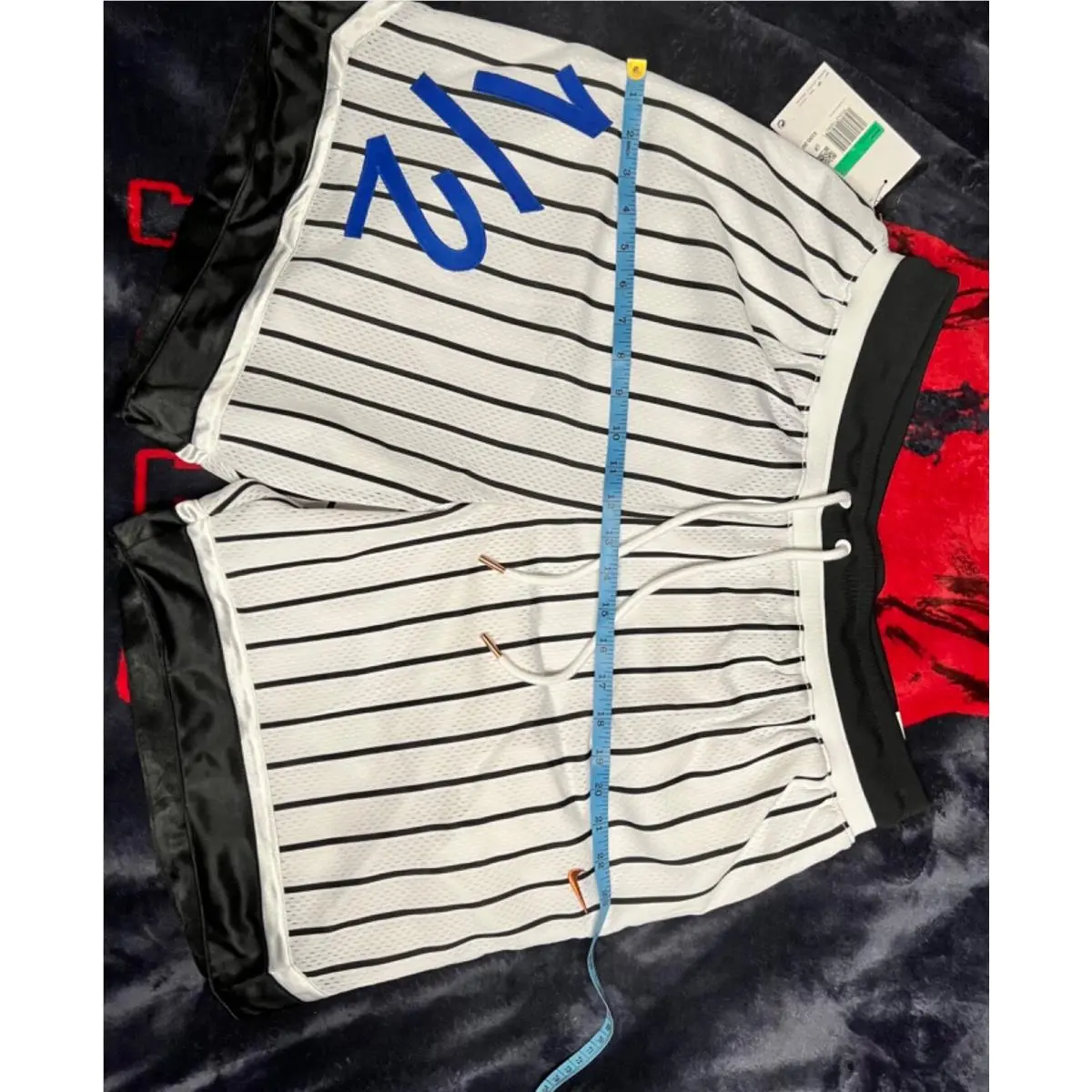 Nike clothing - DA5993-100 - DA5993100 - White black blue copper 2