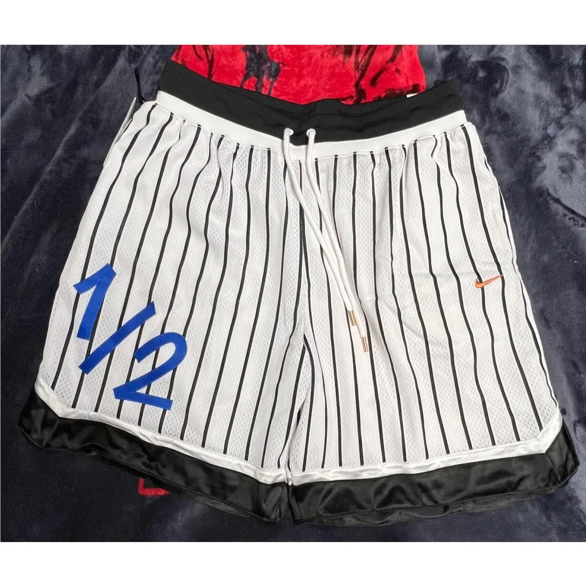 Nike clothing - DA5993-100 - DA5993100 - White black blue copper 3