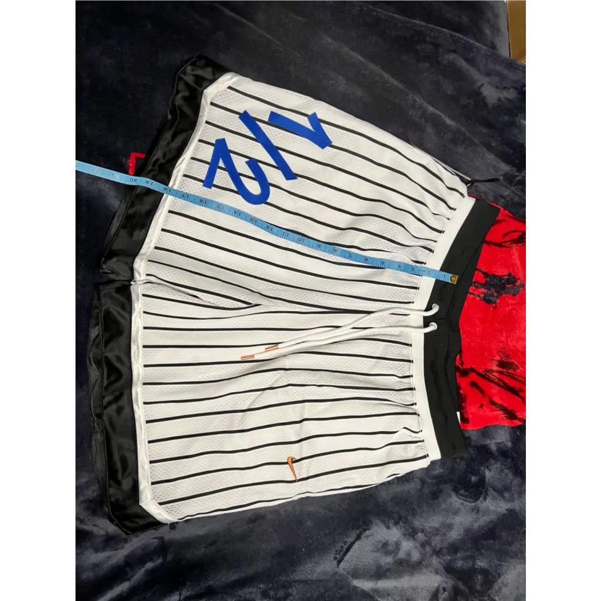 Nike clothing - DA5993-100 - DA5993100 - White black blue copper 4