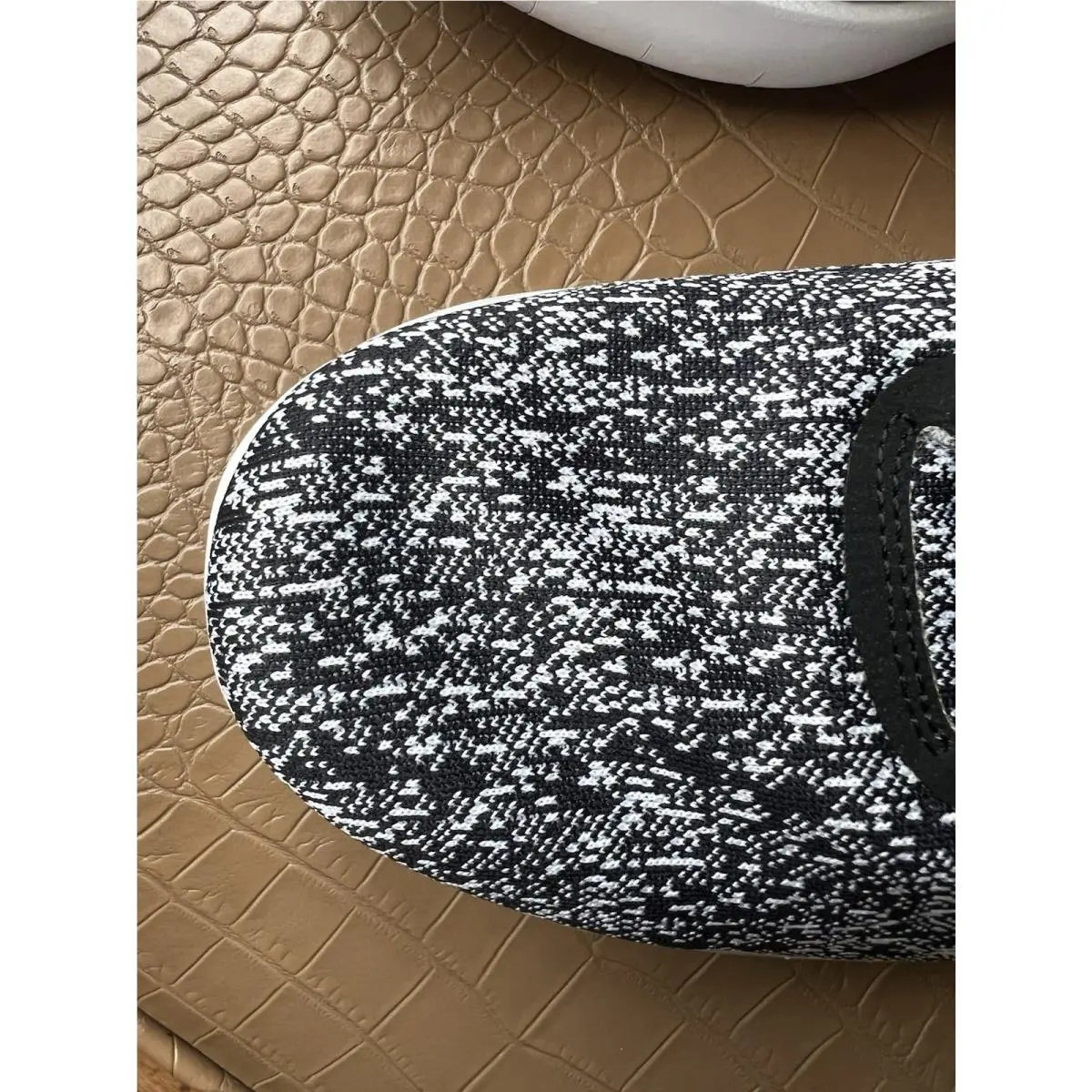 Nike shoes - Nike Flex Contact - Flex Contact - Black and White 2