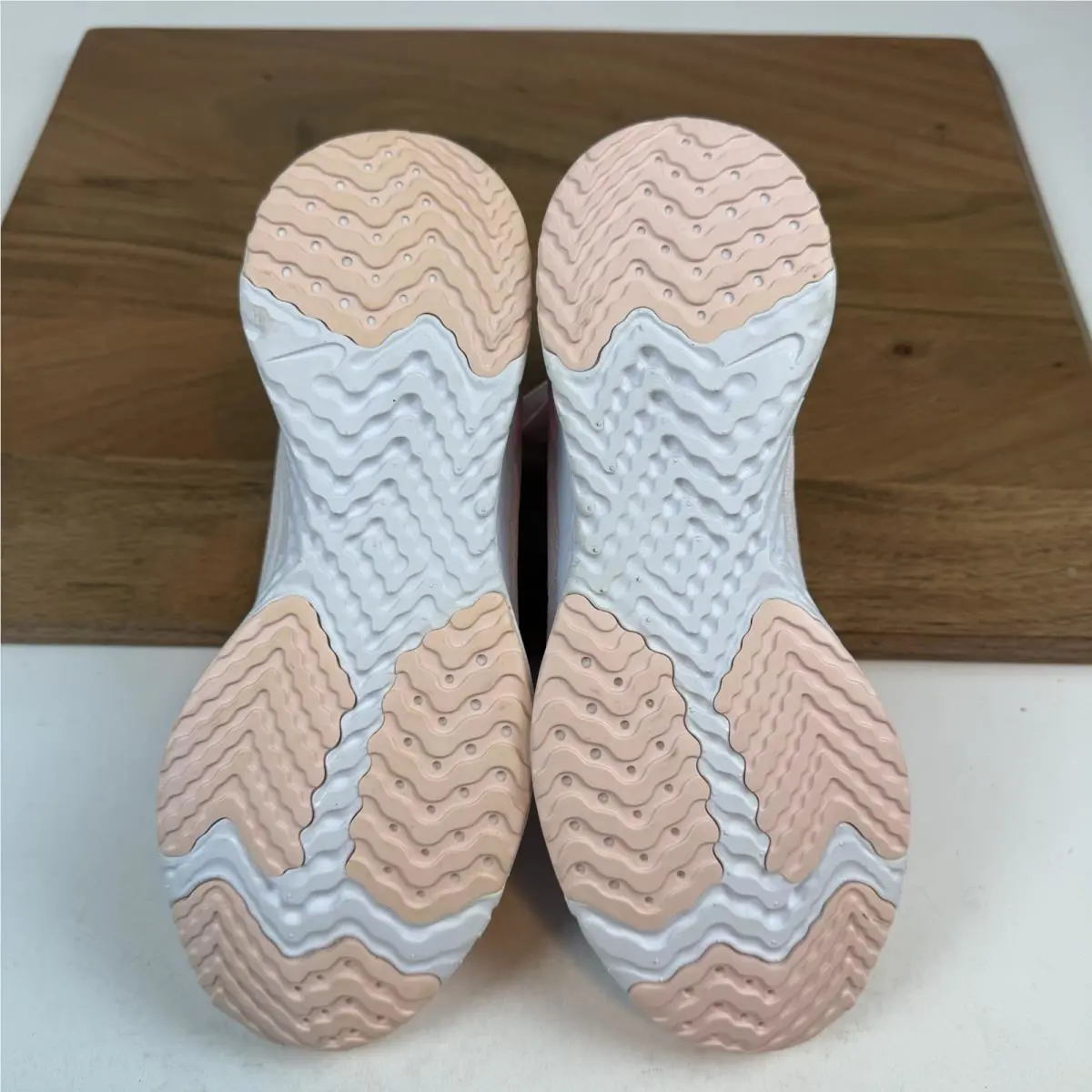 Nike shoes - Nike Odyssey React - Odyssey React - Pink 5