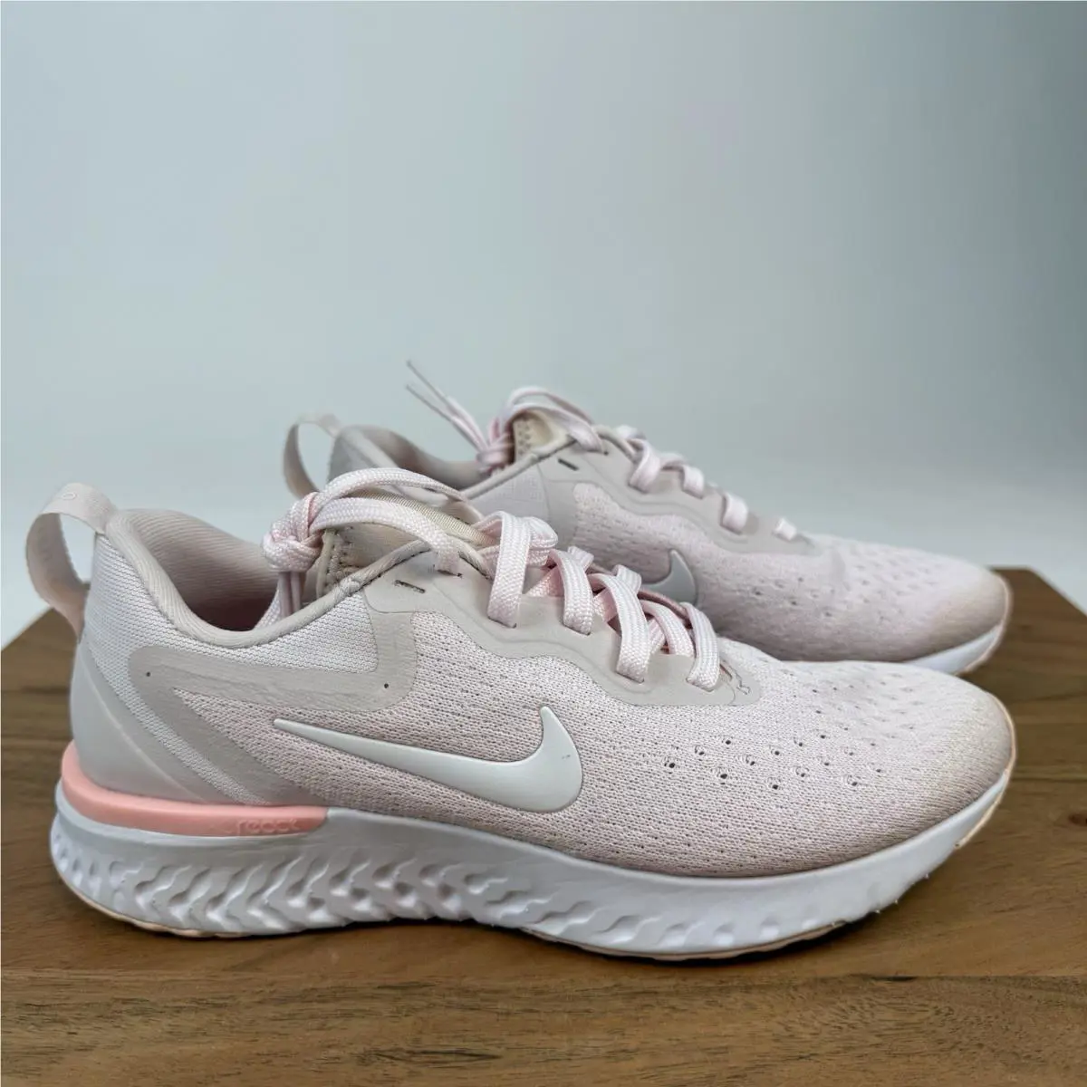 Womens Nike Odyssey React Arctic Pink Athletic Running Sneakers Size 5.5