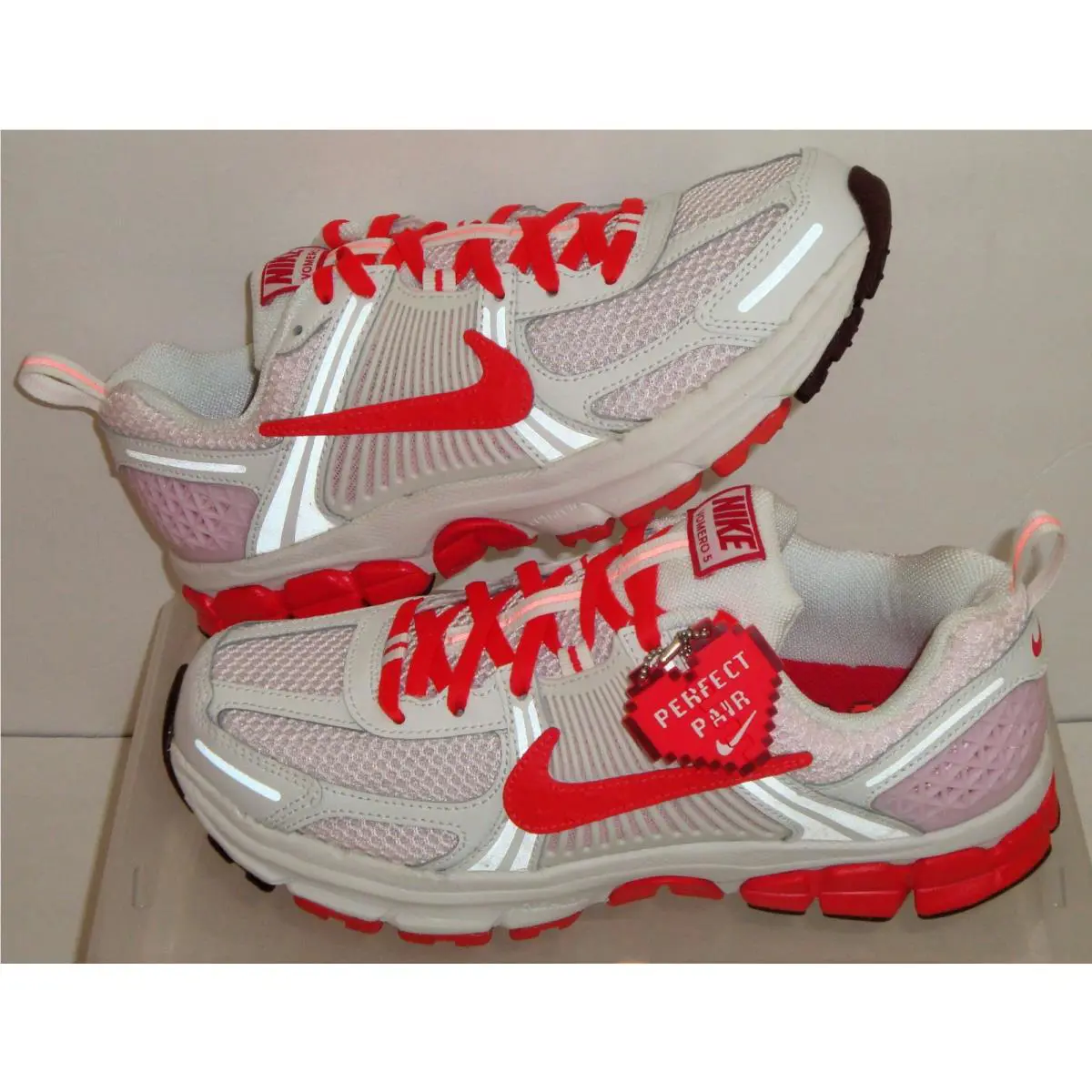 Nike shoes - Nike Zoom Vomero 5 BG - Multicolor (UPC: 00197860649835) 4