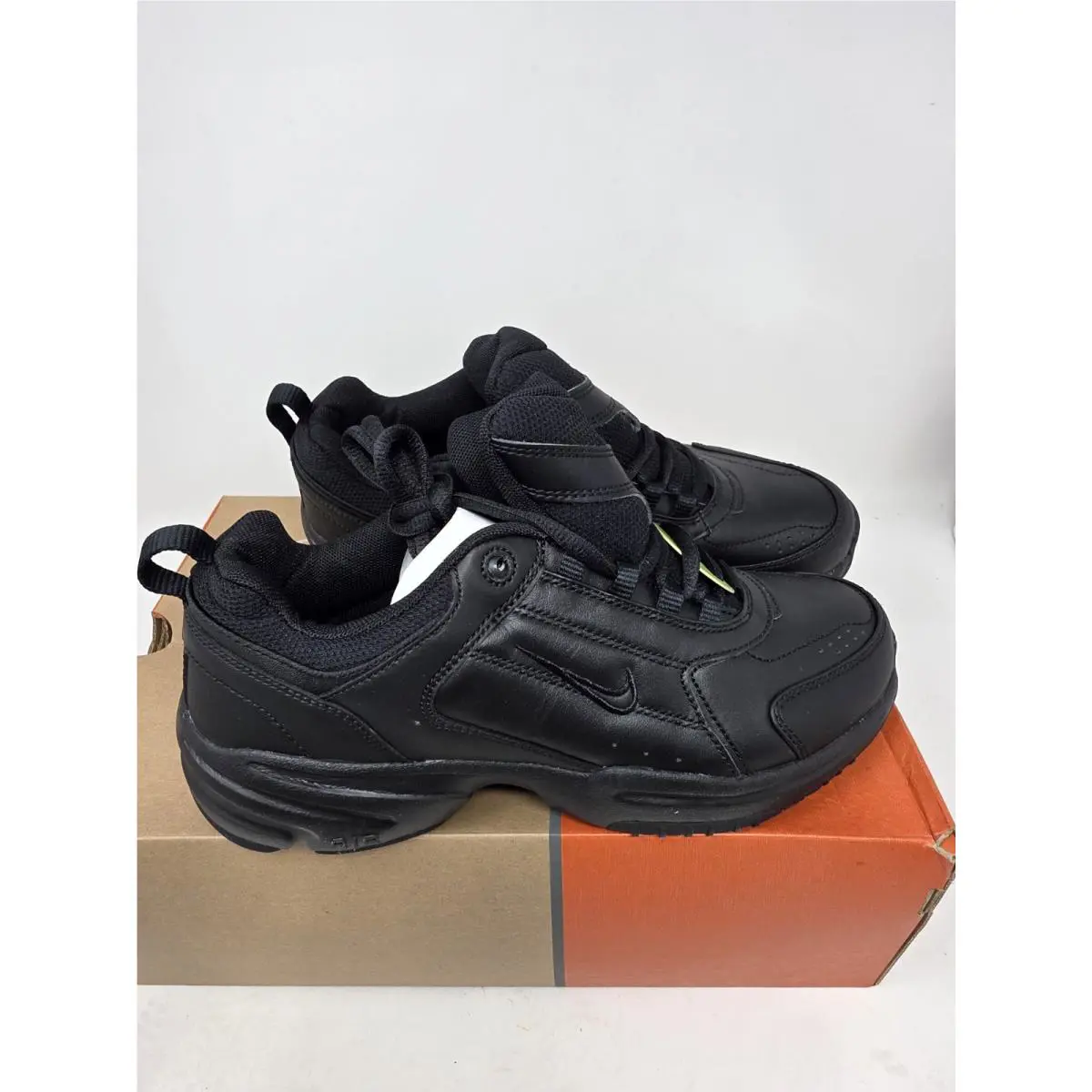 Nike shoes - Nike Air Essentials IV - Air Essentials - 030608 - Black (UPC: 823229731469) 4