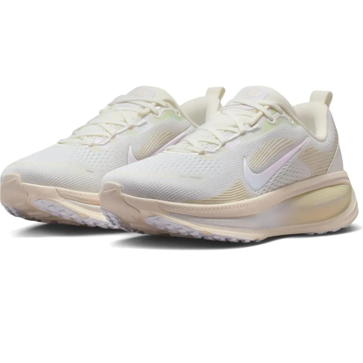 Nike shoes - Nike Vomero 18 ESS - Vomero ESS - IO9915 100 - Summit White/ White Chalk 5