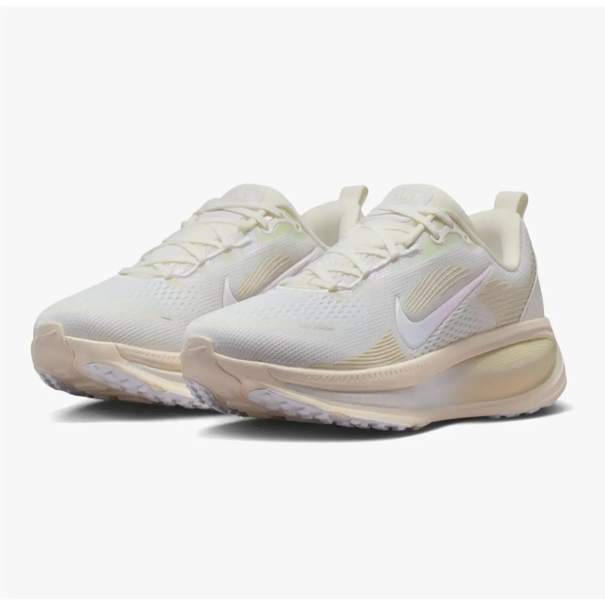 Nike Vomero 18 Ess Women`s Sz 10.5 Running Shoes IO9915 100 Summit White Chalk