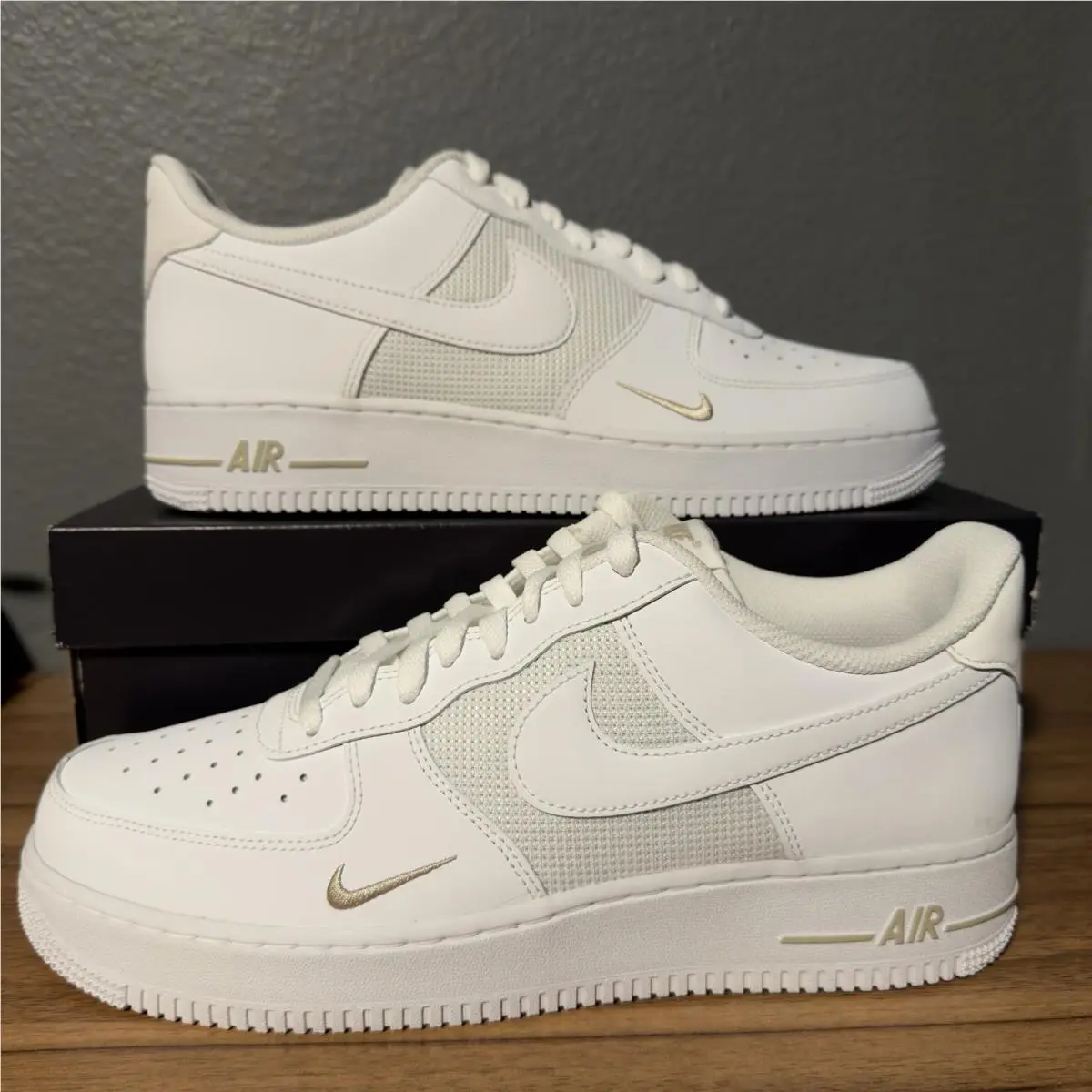 Nike Air Force 1 07 LV8 White Metallic Silver Desert Khaki IO1283 100 US Mens 11
