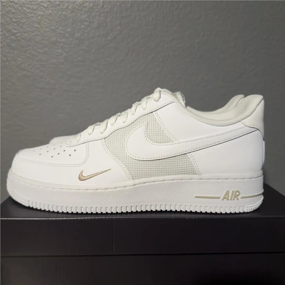 Nike shoes - IO1283 100 - IO1283-100 - White (UPC: 0198487211337) 1