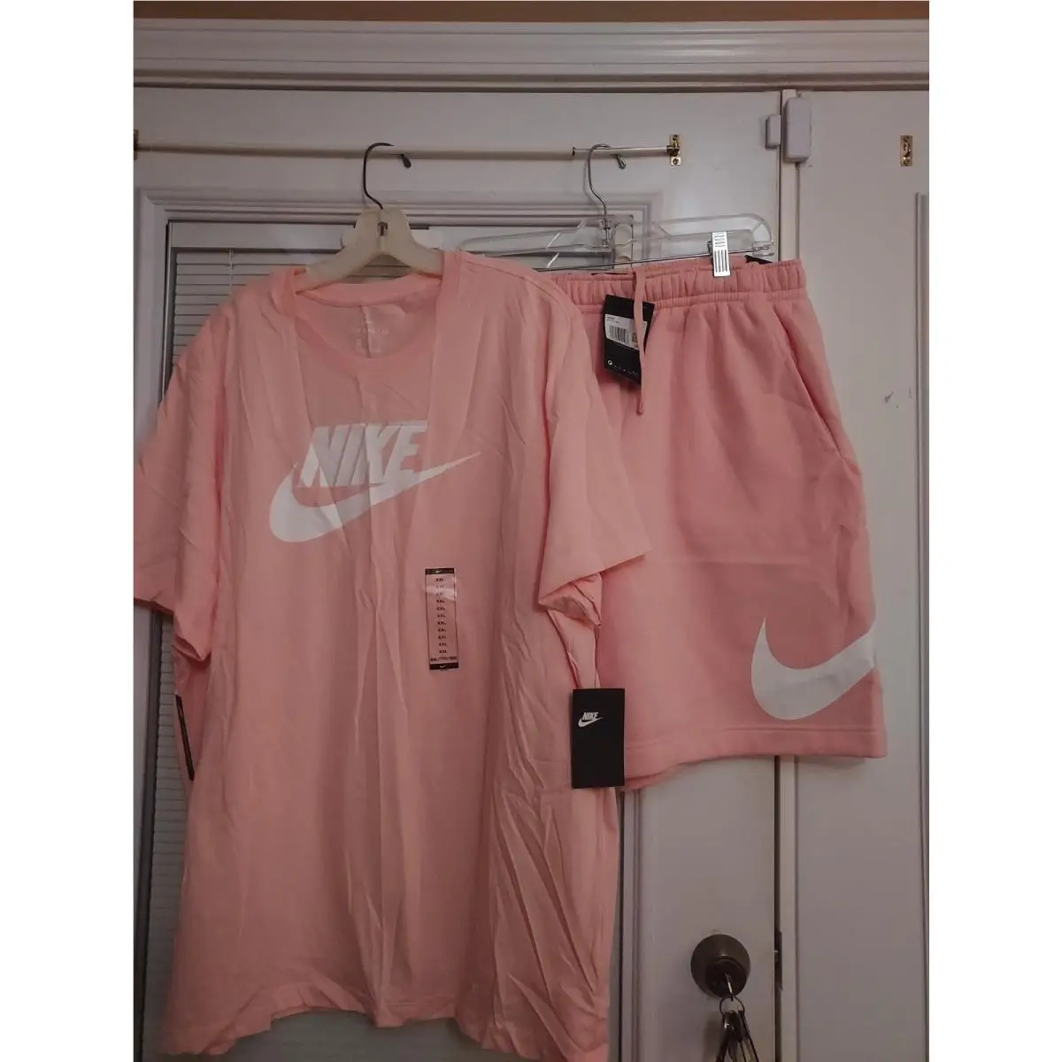 Nike Size Xxl Light Guava Ice Sportswear Club 2 Piece Short Set 4