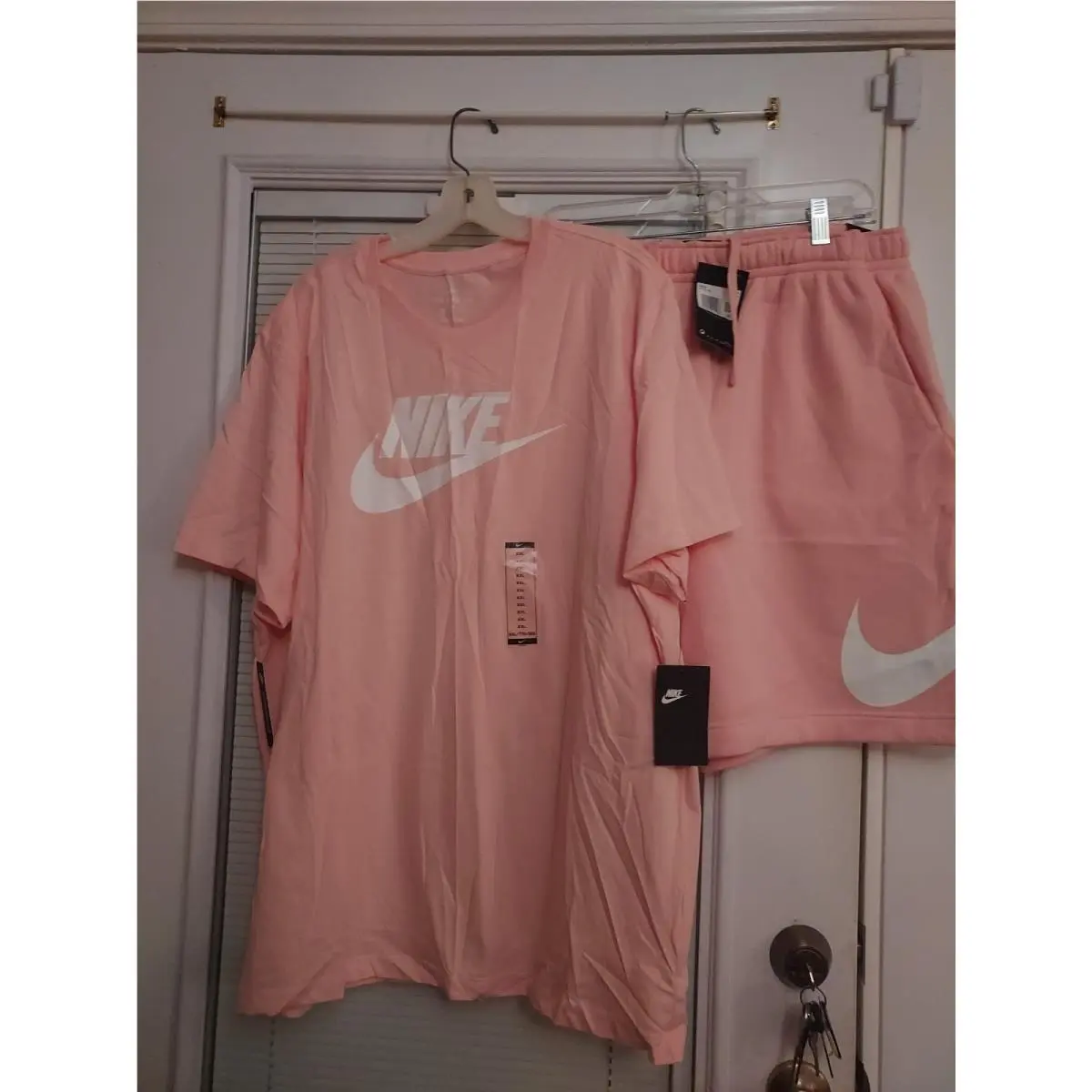 Nike clothing - Orange 1