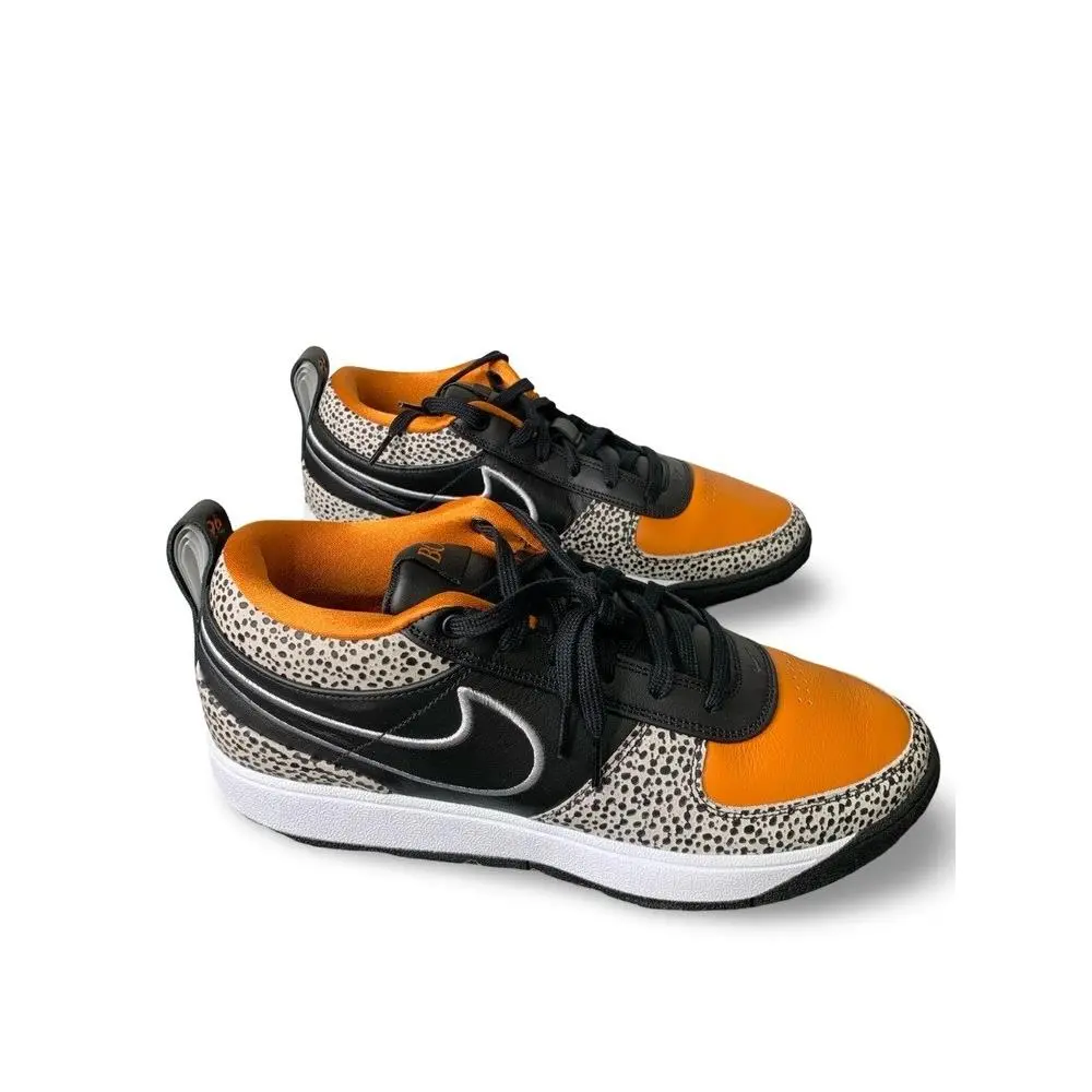 Nike shoes - Book 1 Safari 0