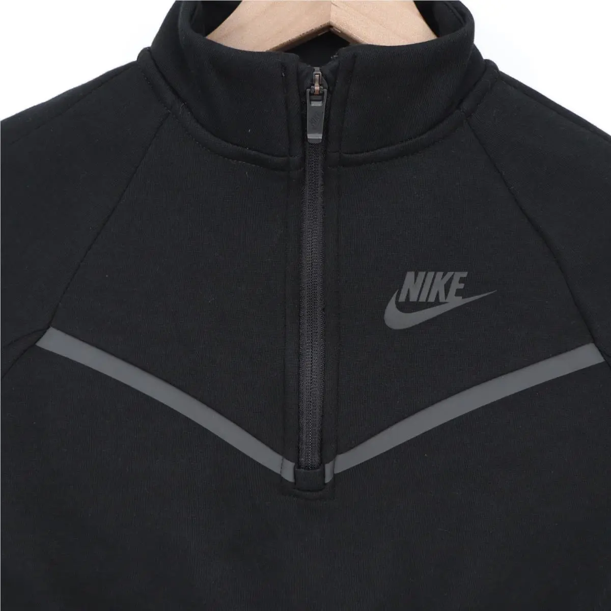 Nike clothing - Black 1
