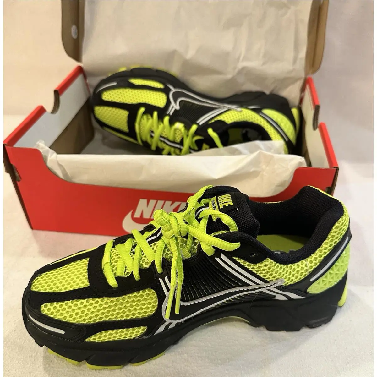 Nike shoes - Nike Zoom Vomero - Zoom Vomero - Yellow 3