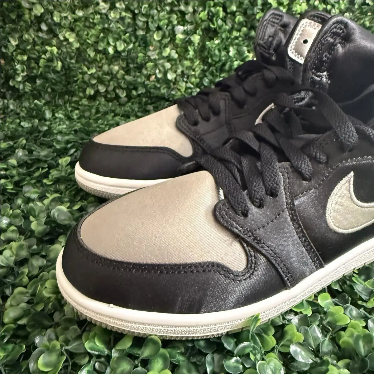 Nike shoes - Air Jordan 1 - Air - Black (UPC: 197600479296) 11