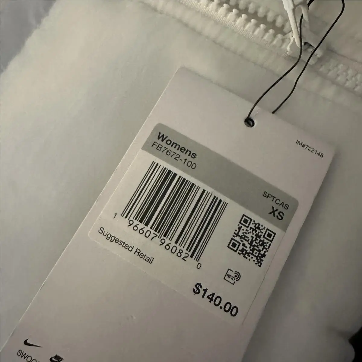 Nike clothing - White 1