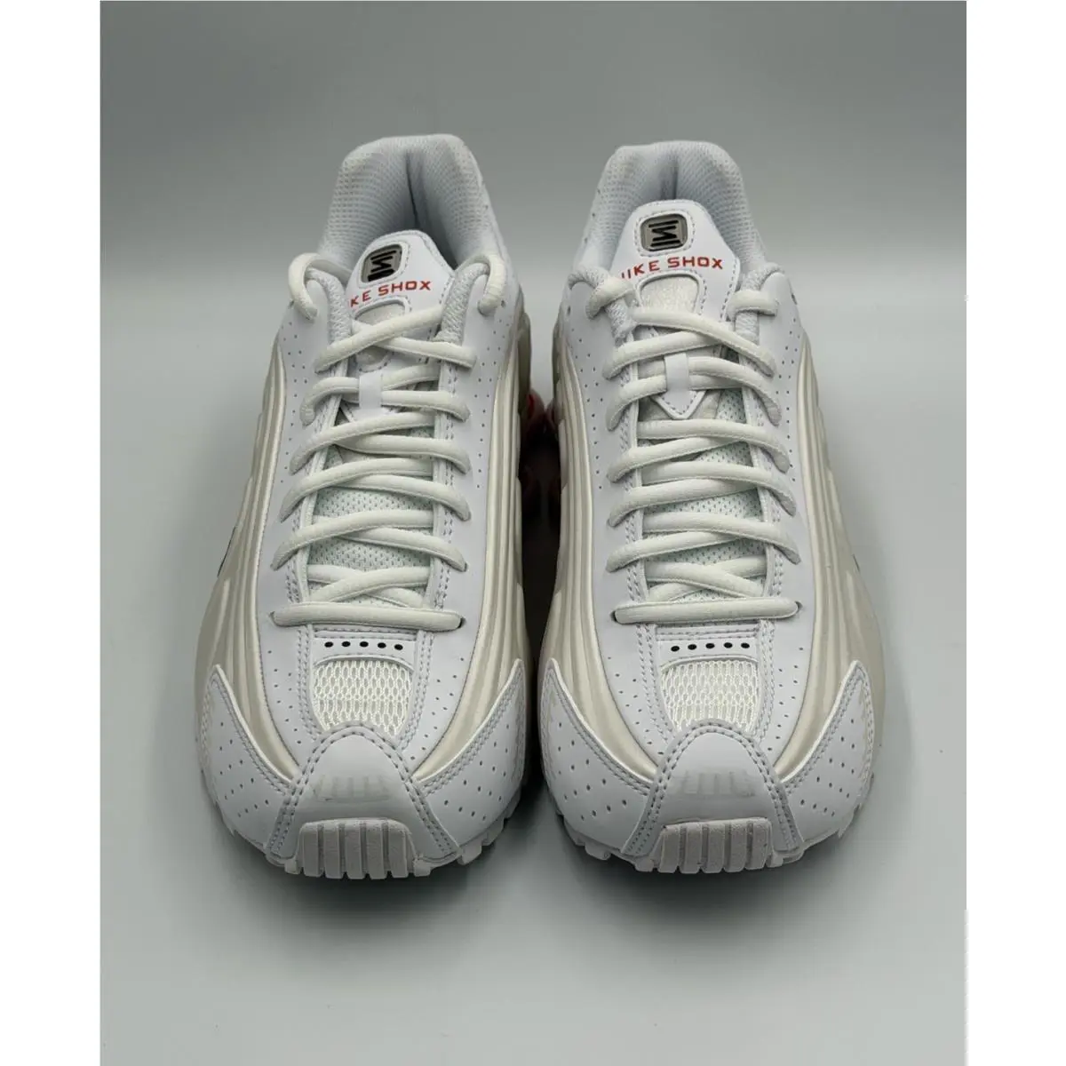 Nike shoes - Nike Shox R4 - Shox - White 3