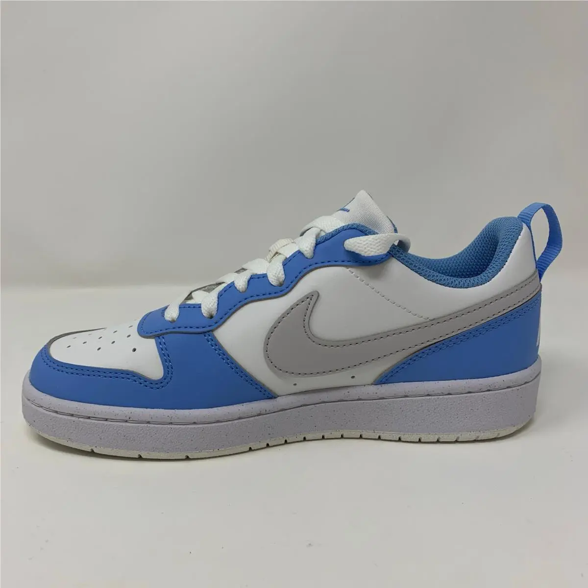 Nike shoes - DV5456 128 - White 0