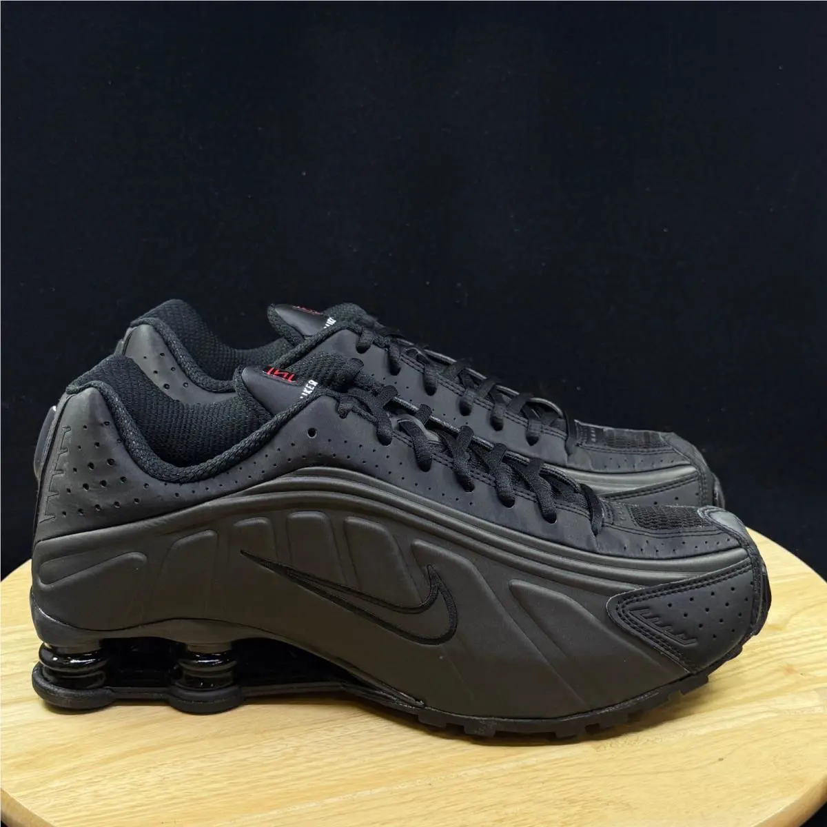 Nike shoes - Black 2