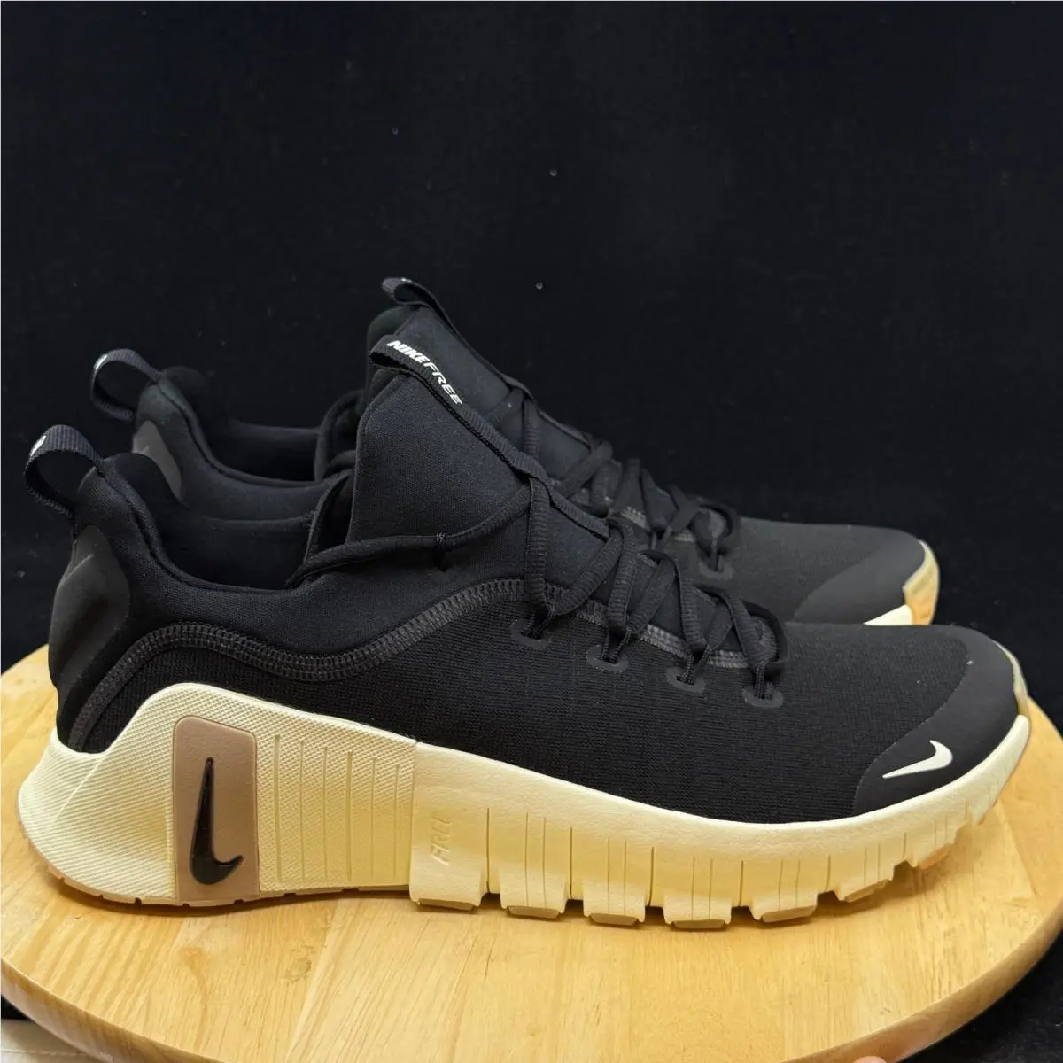 Nike shoes - Black 3