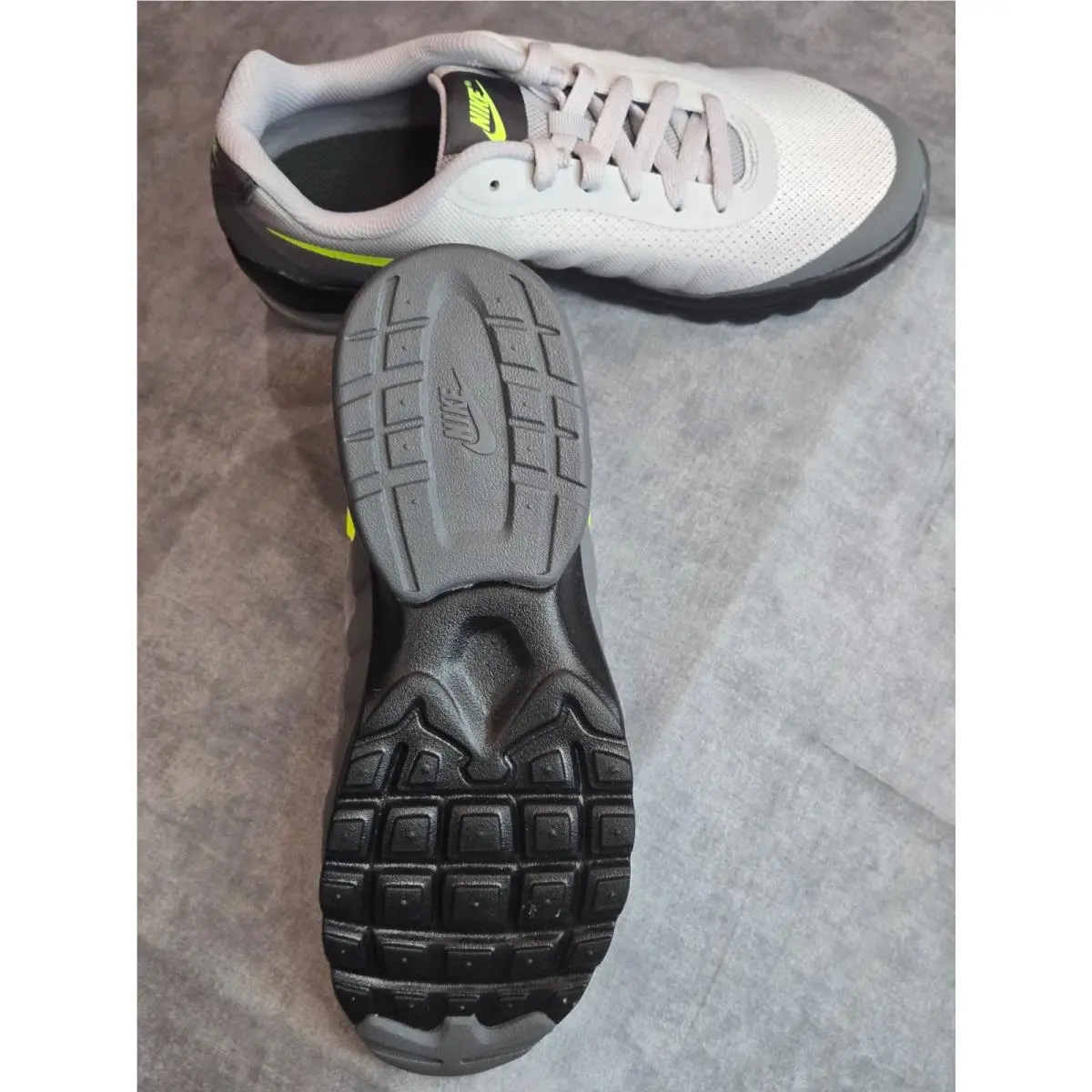 Nike shoes - Grey 4