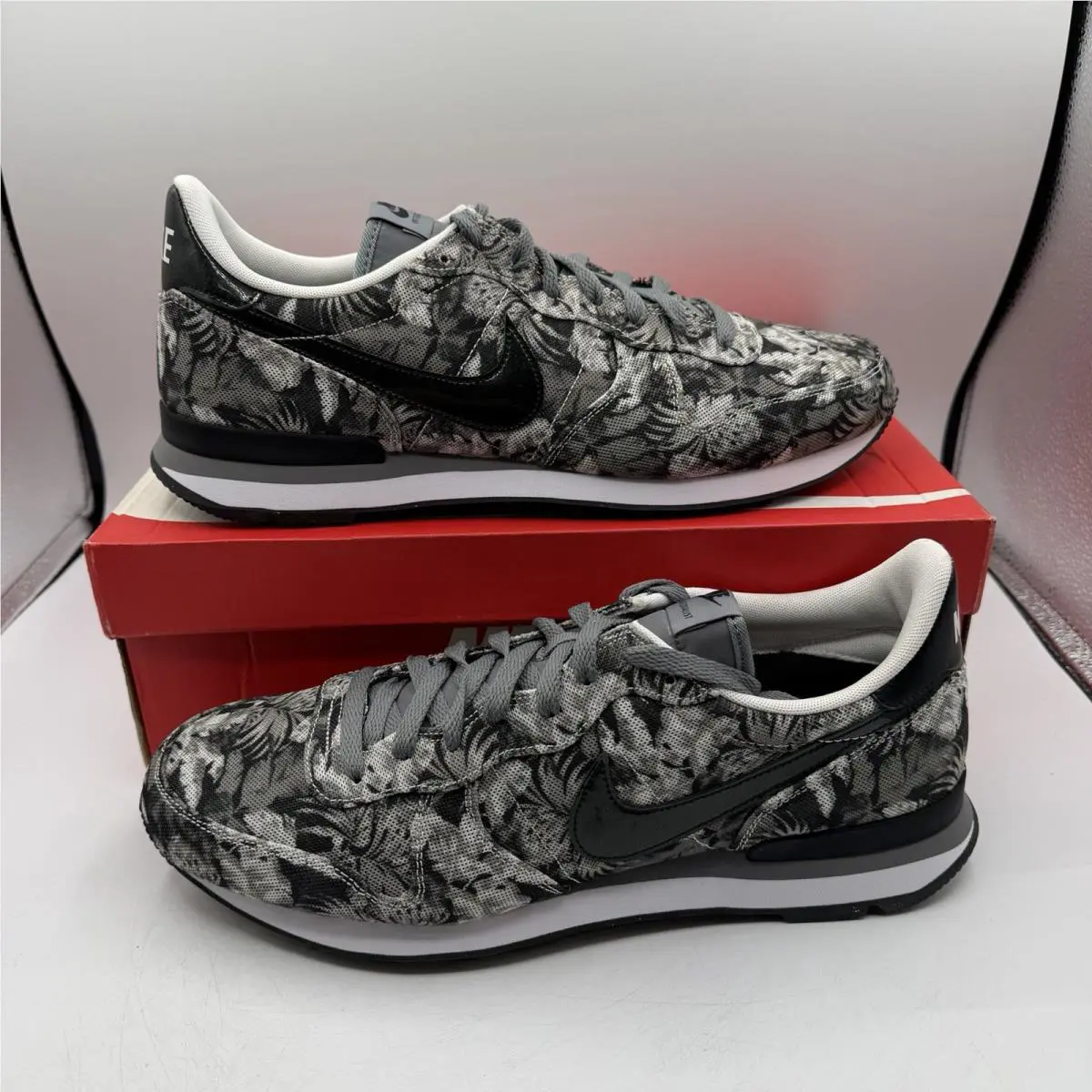 Nike Internationalist Gpx Running Shoes Mens Sz 13 Dark Grey Tropical 682912-001