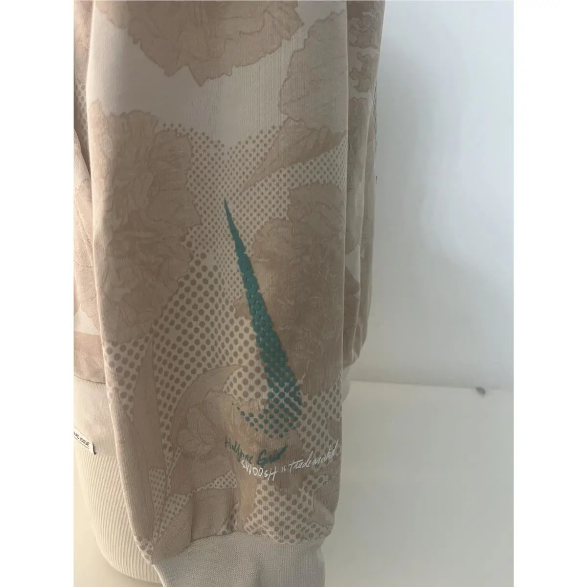 Nike clothing - DV0013 - DV0013 - Beige (UPC: 887791369888) 7