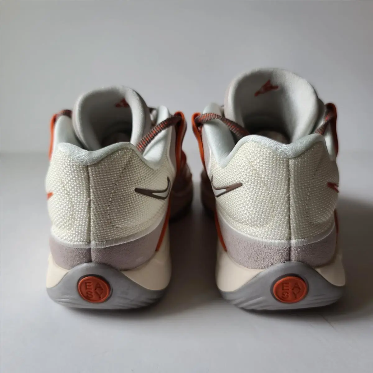 Nike shoes - Nike KD 18 - HV1992-003 - Beige 2