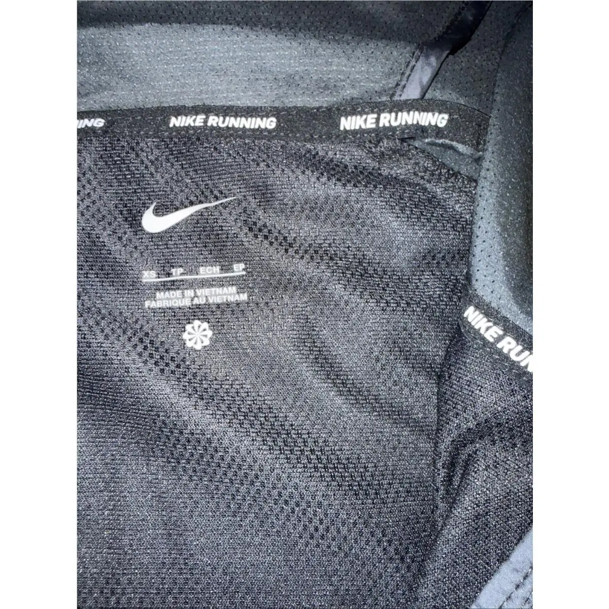 Nike clothing - Chicago Marathon - Chicago Marathon - HQ4267010 - Black (UPC: 198485318342) 9