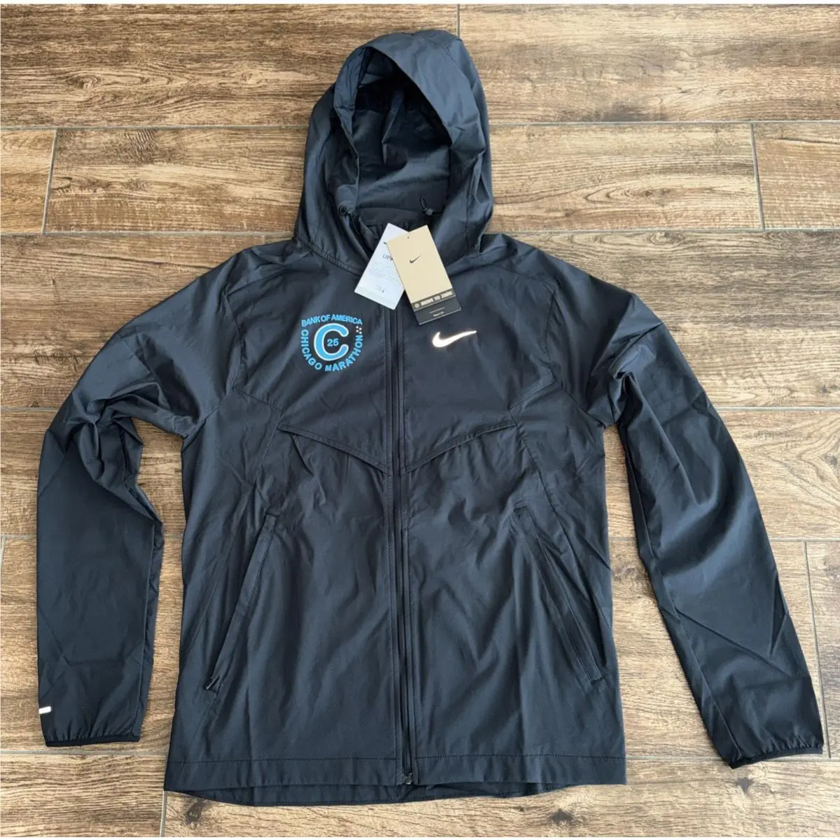 Nike clothing - Chicago Marathon - Chicago Marathon - HQ4267010 - Black (UPC: 198485318342) 7