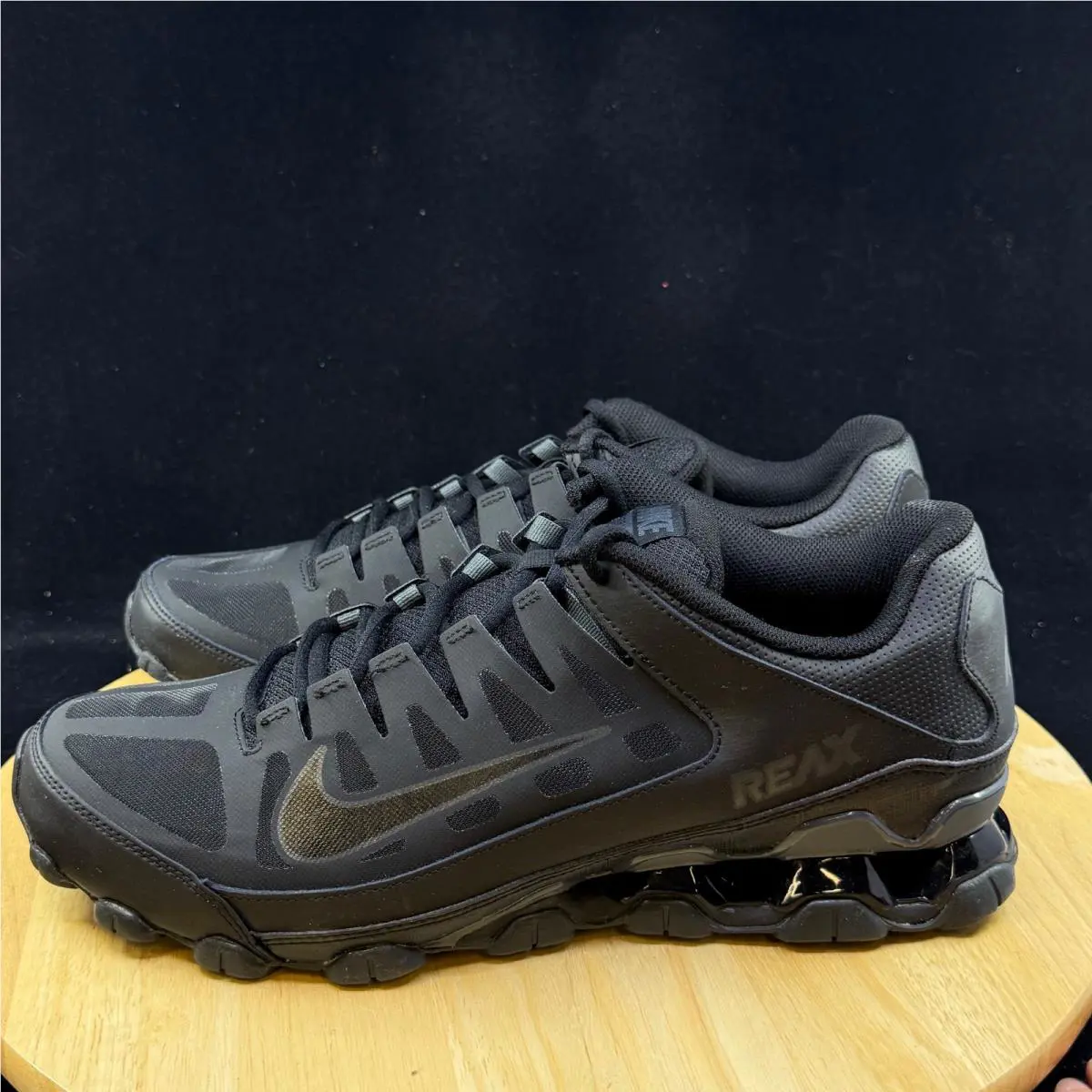 Nike shoes - Black 1